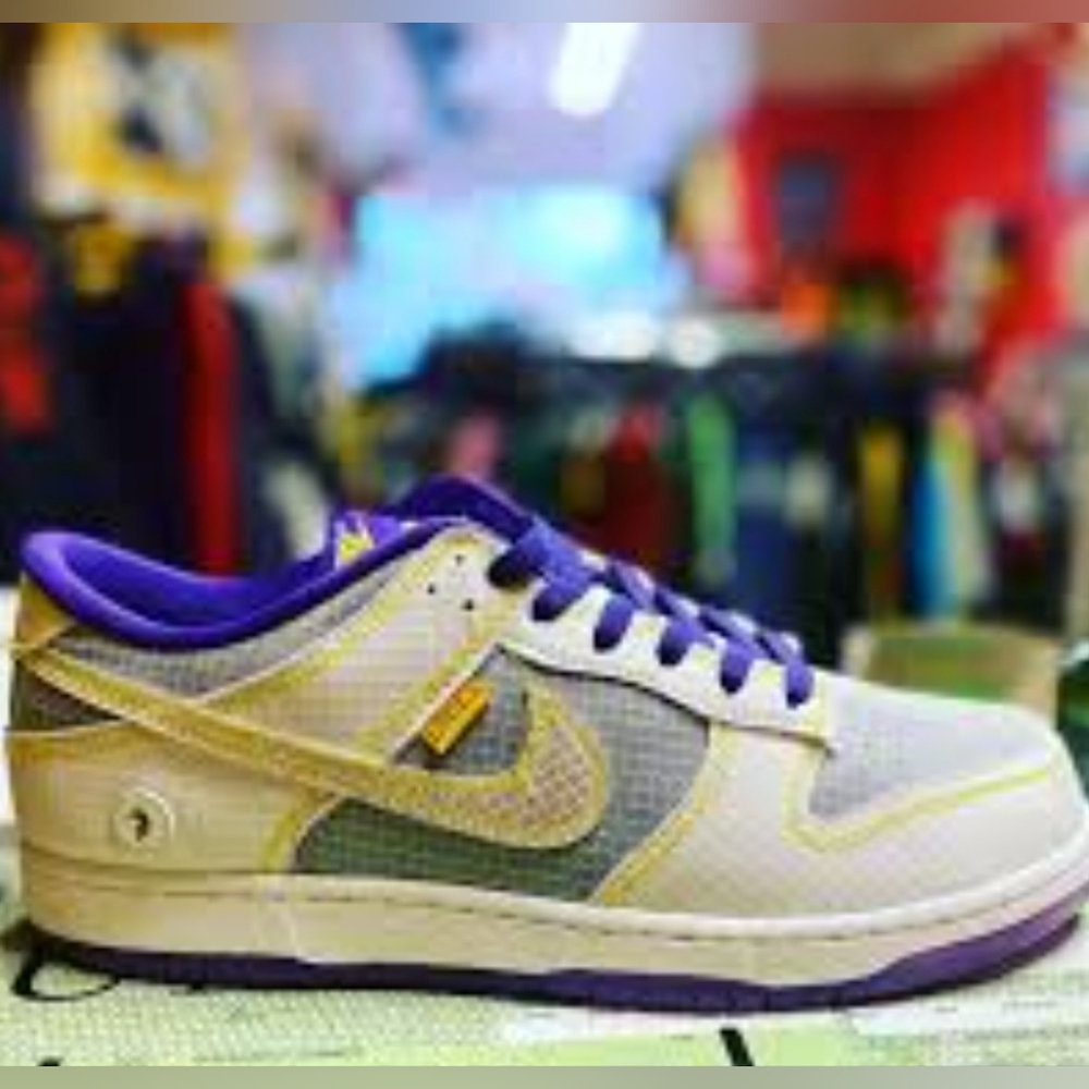 Union LA x Nike Dunk Low Passport Sneakers purple yellow SZ 10
